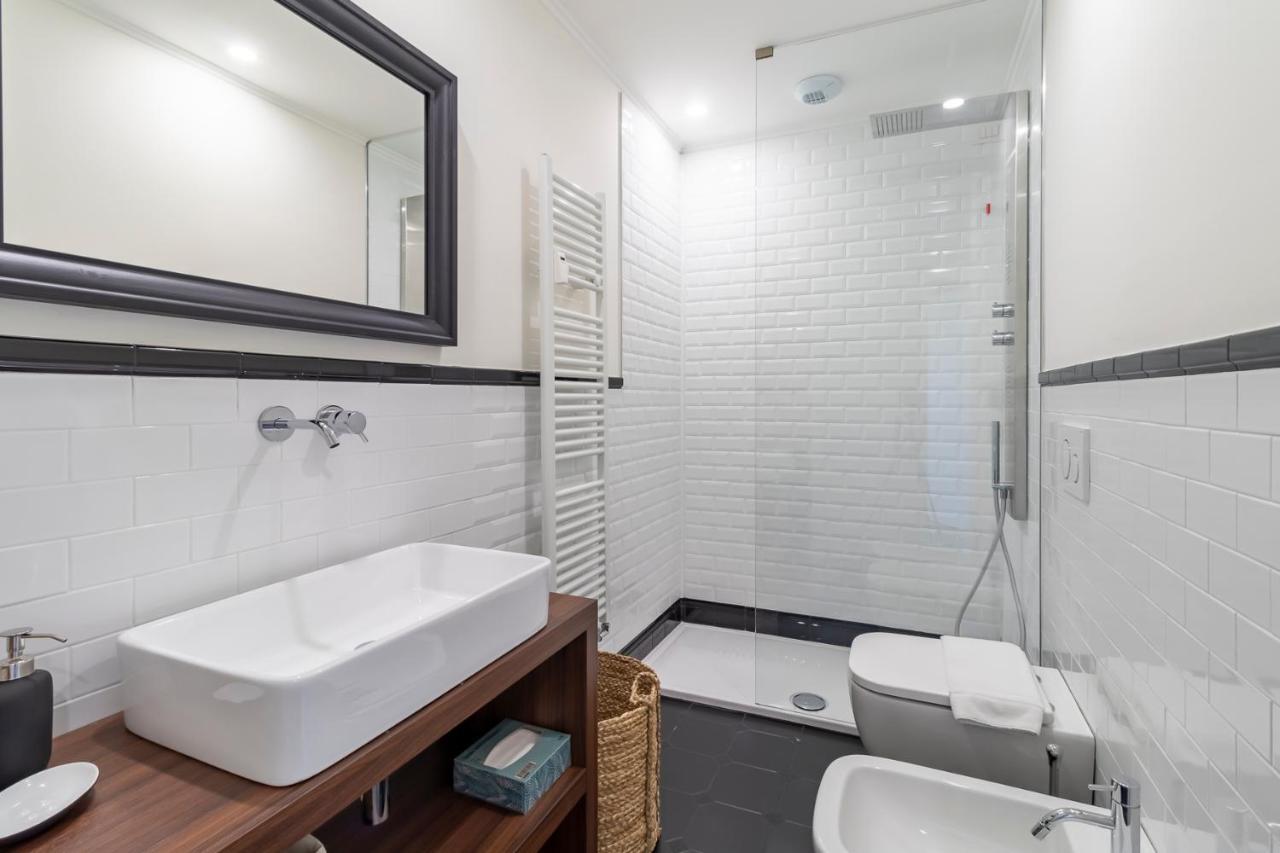 Luxury Apartment - Soperga 2 米兰 外观 照片